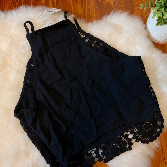 NWT Abercrombie and Fitch Crochet Crop Top - Picture 3 of 4